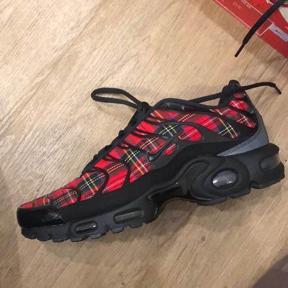 tartan nike air max plus